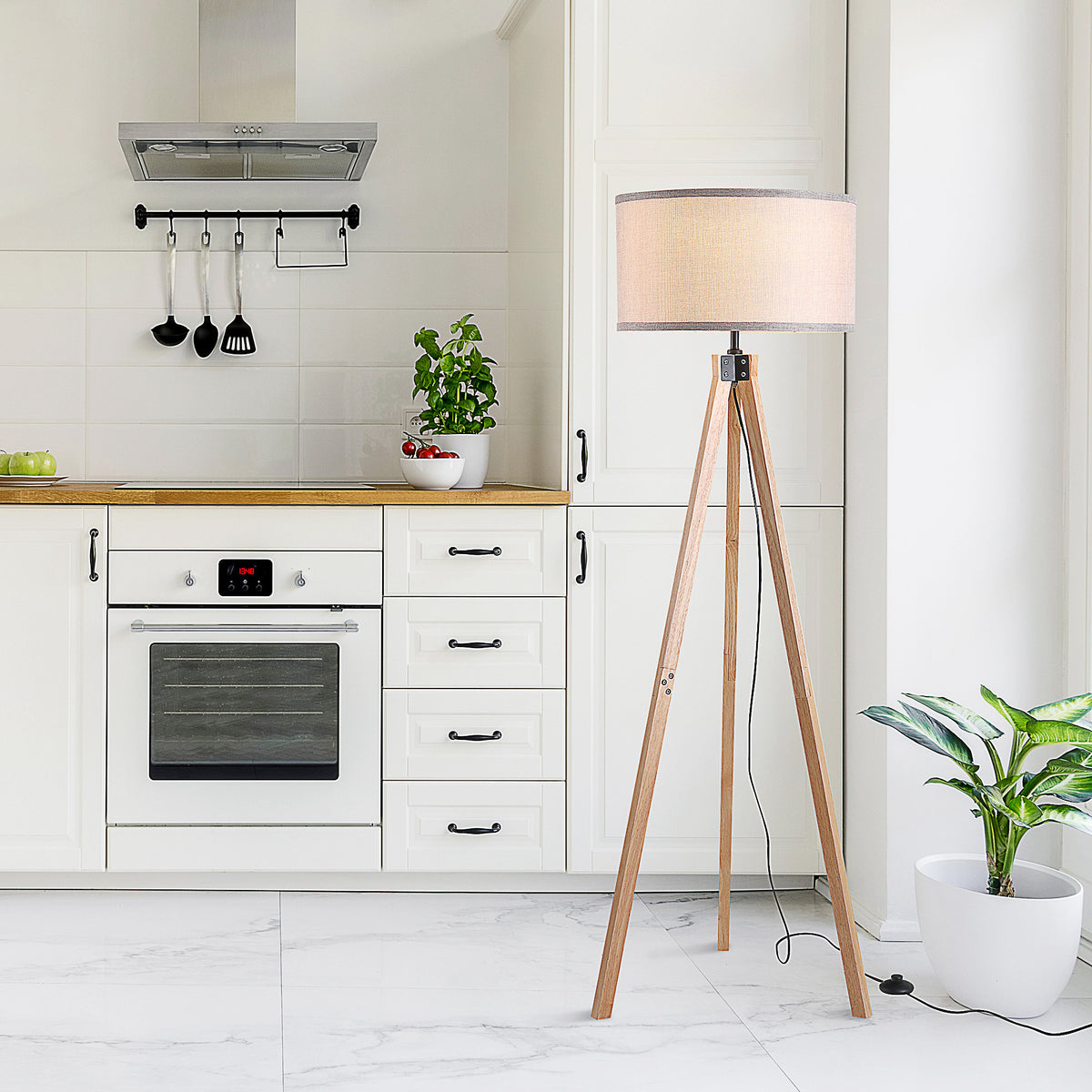 Lampadaire trépied style scandinave 40 W max. dim. 45L x 45l x 152H cm bois de pin lin beige-7
