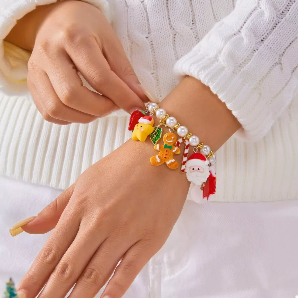 Christmas Charm Pearl Bracelet-3