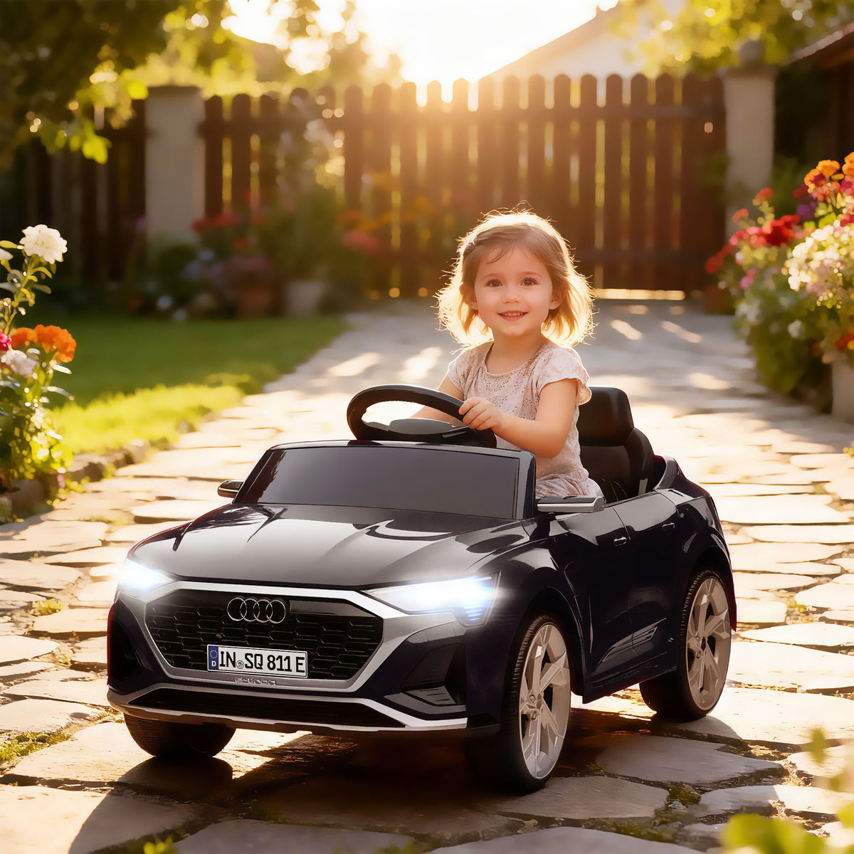 Voiture électrique pour enfants Licence Audi Q8 e-tron Sportback 12V télécommande, phares, musique, klaxon, 3-4 ans noir
